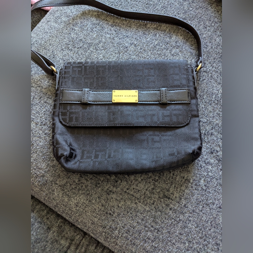 Tommy Hilfiger Crossbody Purse Black